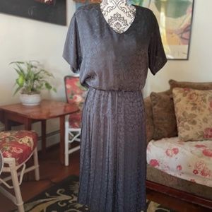 Vintage Diane Von Furstenburg 80’s dres pleated 6